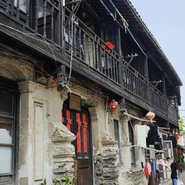 职场中，你觉得是要全方位发展，还是要精细化发展？